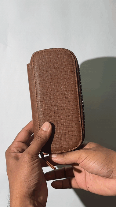 CLEARANCE SALE - Endless Companion Leather Adjustable Pen Pouch - 3 Pens - Black