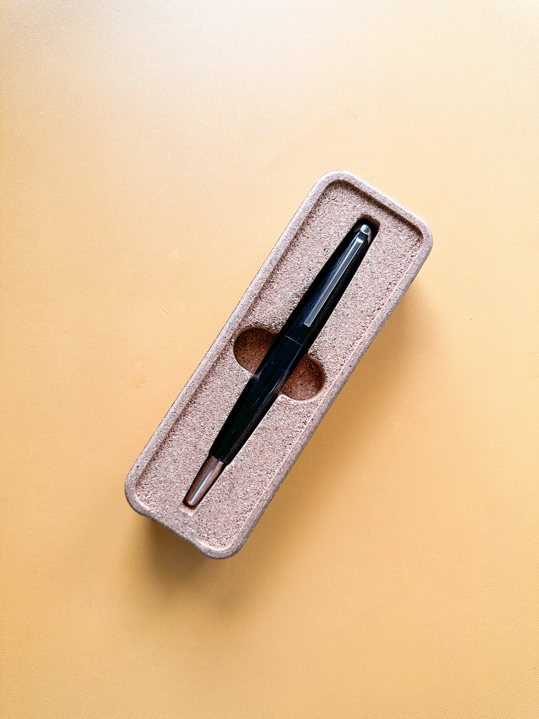 Endless Phantom Retractable Fountain Pen - Nebula Blue Chrome